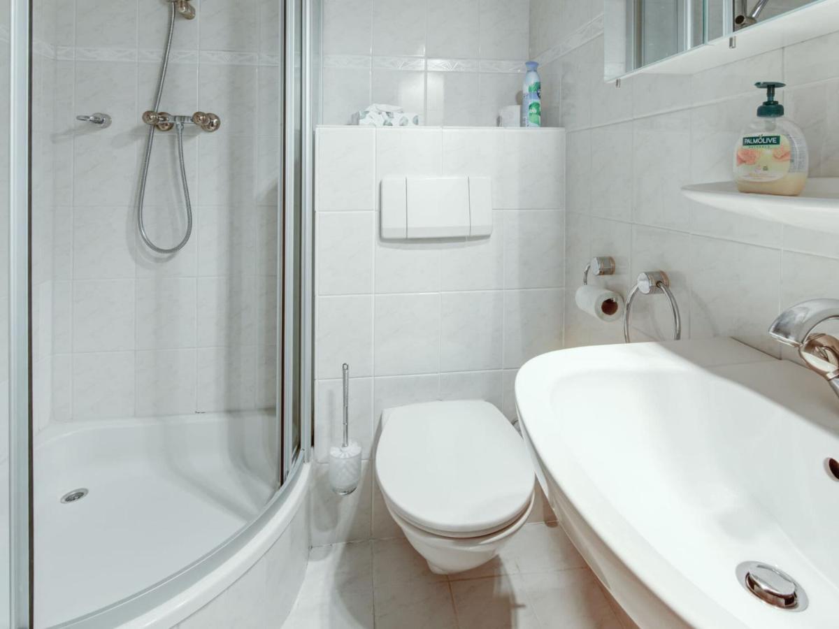 Comfortable Apartment In Ellmau With Balconies Buitenkant foto